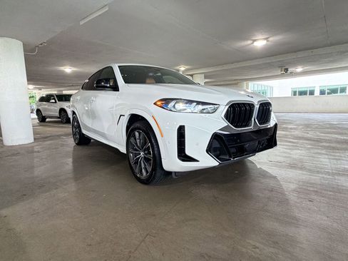 Used 2024 BMW X6 M60i AWD/4WD image 6