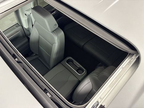 New 2026 GMC Sierra 1500 SLT w/ SLT Premium Package image 22