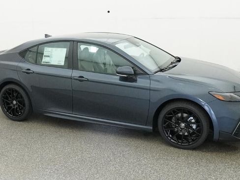 New 2026 Toyota Camry SE FWD image 12