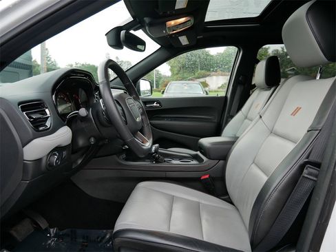 Used 2021 Dodge Durango R/T w/ Blacktop Package image 8