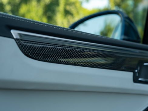 Certified 2022 Porsche Macan AWD/4WD image 46