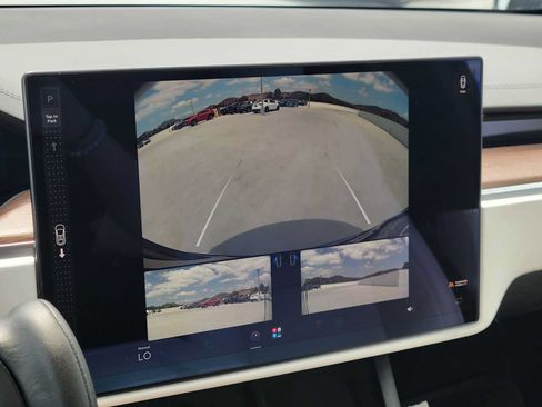 Used 2022 Tesla Model X Plaid AWD/4WD image 27