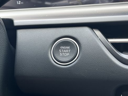 New 2026 Kia Seltos EX FWD image 12