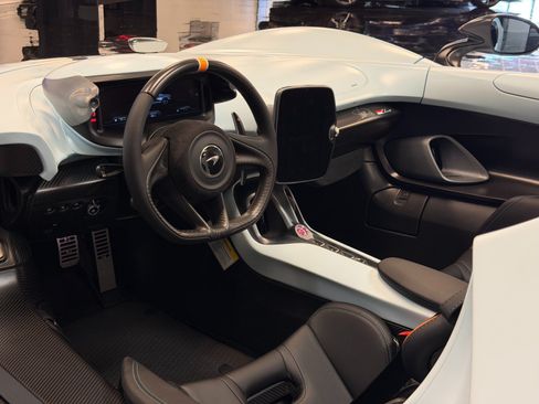 Used 2021 McLaren Elva RWD image 28