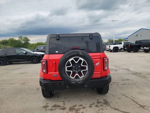 Used 2023 Ford Bronco Outer Banks AWD/4WD image 5