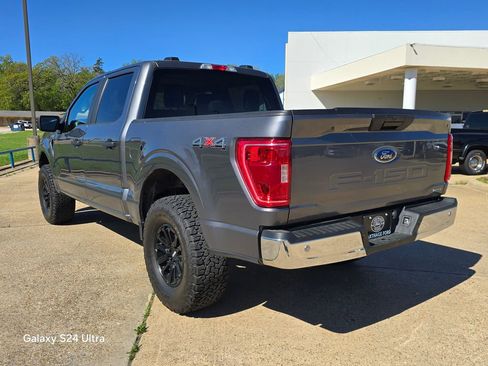 Used 2023 Ford F150 XLT AWD/4WD image 3
