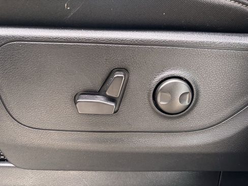 New 2026 RAM 1500 Big Horn AWD/4WD image 25