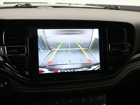 Used 2024 Dodge Durango SRT image 17