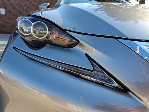 Used 2016 Lexus IS 300 AWD w/ Navigation System Package image 9