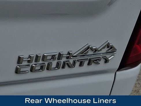 Used 2024 Chevrolet Silverado 2500 High Country image 36