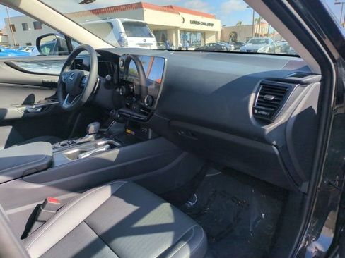 Used 2025 Lexus NX 350h AWD w/ Accessory Package (2T) image 33