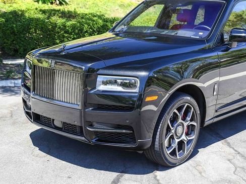 Used 2021 Rolls-Royce Cullinan Black Badge AWD/4WD image 22