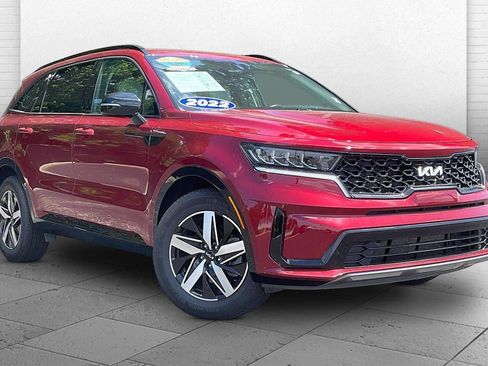 Used 2022 Kia Sorento S FWD image 1