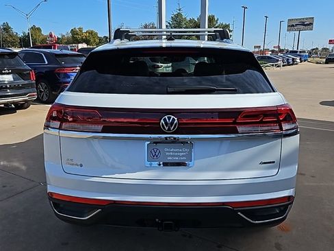New 2026 Volkswagen Atlas Cross Sport SE AWD/4WD image 6