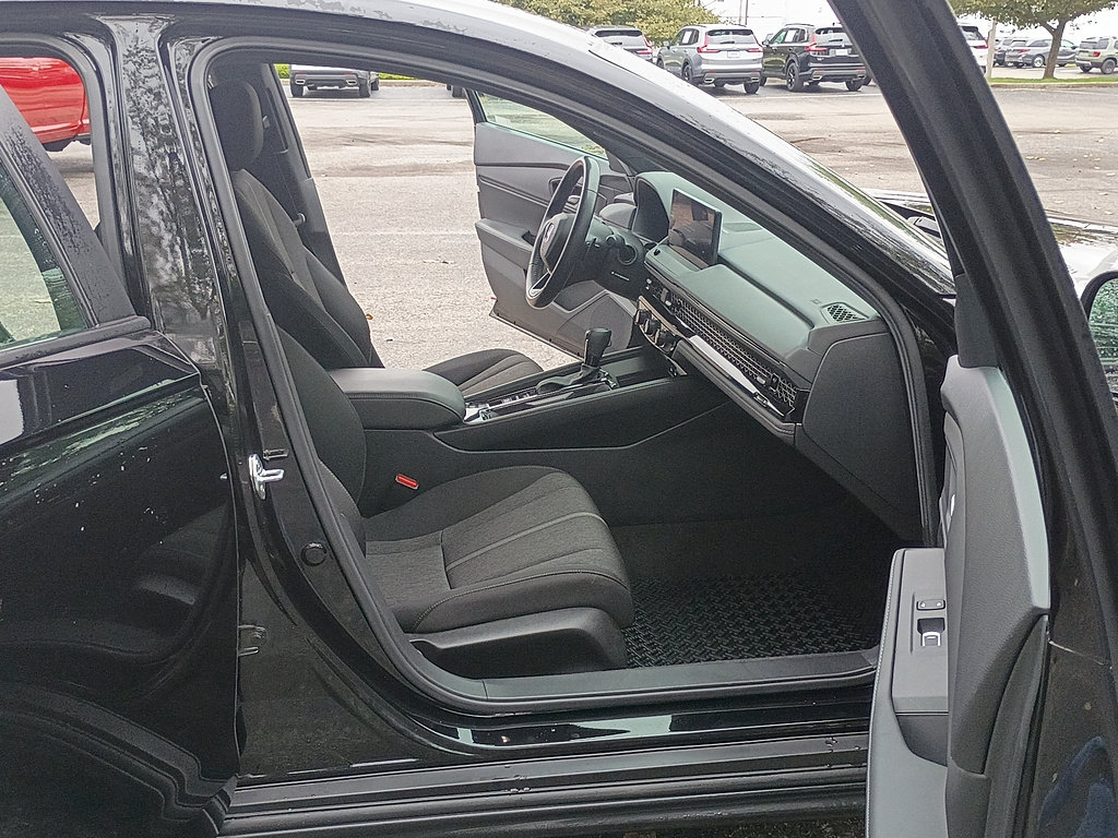 Certified 2024 Honda Accord Sport image 16