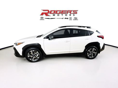 Certified 2024 Subaru Crosstrek 2.0i Premium image 4