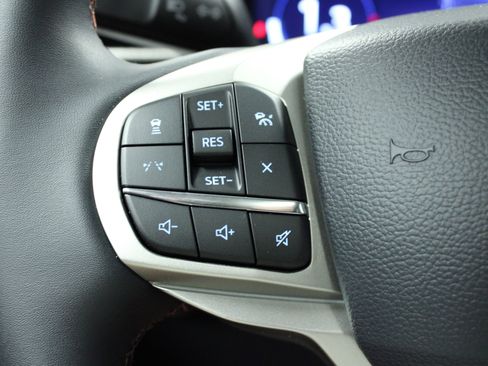 New 2026 Ford Explorer Active w/ Active Comfort Package image 22