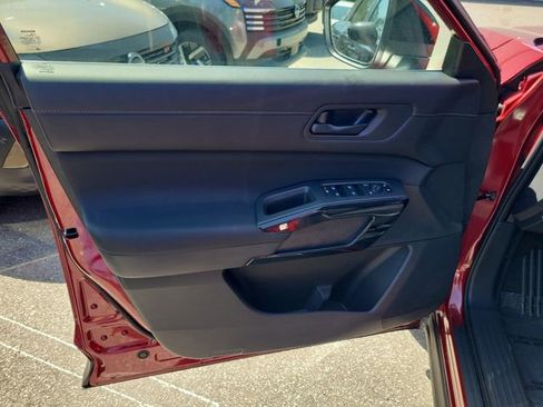 New 2026 Nissan Pathfinder SV w/ SV Premium Package FWD image 5