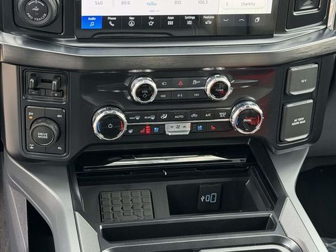 New 2026 Ford F250 Lariat w/ Lariat Premium Package AWD/4WD image 13