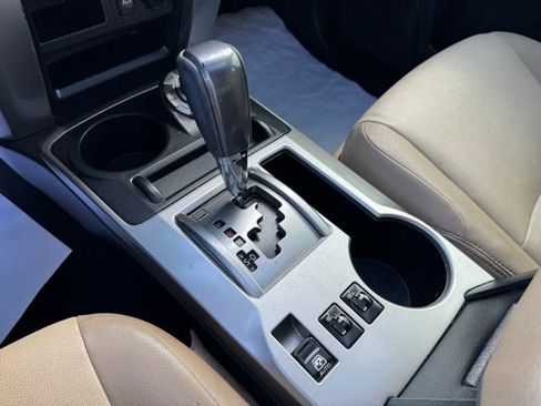 Used 2016 Toyota 4Runner SR5 image 12