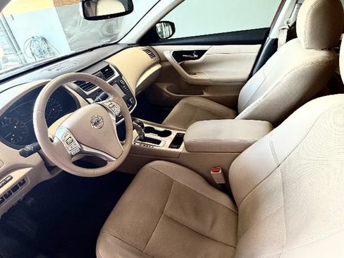 Used 2016 Nissan Altima 2.5 SL w/ 2.5 Technology Package FWD image 14
