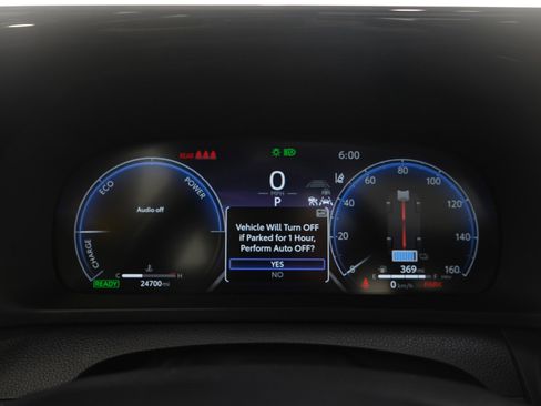 Used 2024 Toyota Crown Limited image 26