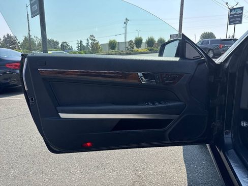Used 2013 Mercedes-Benz E 350 Cabriolet image 22