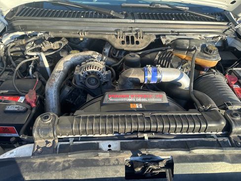 Used 2006 Ford F350 Lariat image 40