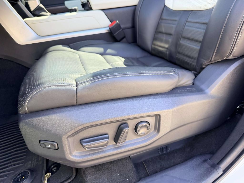 Used 2023 Toyota Tundra Capstone AWD/4WD image 18