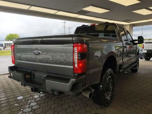 Used 2023 Ford F250 Lariat w/ Lariat Ultimate Package AWD/4WD image 6