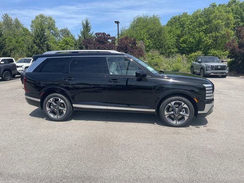 New 2026 Hyundai Palisade Limited FWD image 2