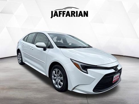 Certified 2026 Toyota Corolla LE FWD image 1