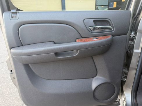 Used 2007 Chevrolet Silverado 2500 LTZ w/ Safety Package image 10