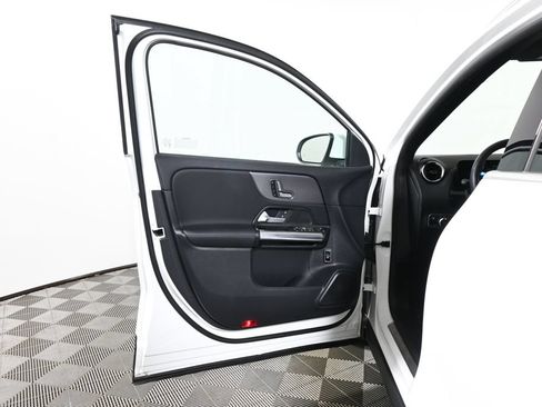 Certified 2023 Mercedes-Benz GLA 250 4MATIC image 29