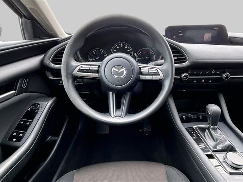 Used 2020 MAZDA MAZDA3 Sedan FWD image 5