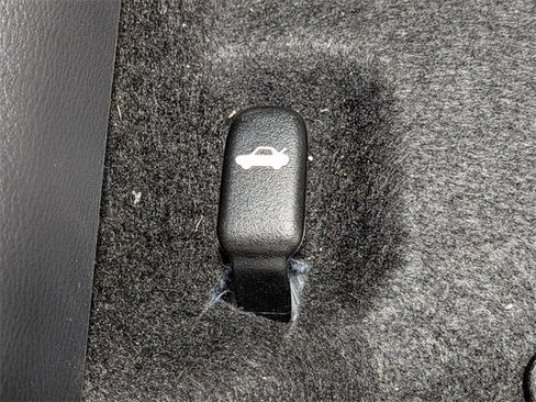 New 2025 Nissan Versa SV w/ Trunk Package image 23