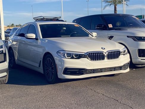 Used 2019 BMW 530e w/ Convenience Package image 3