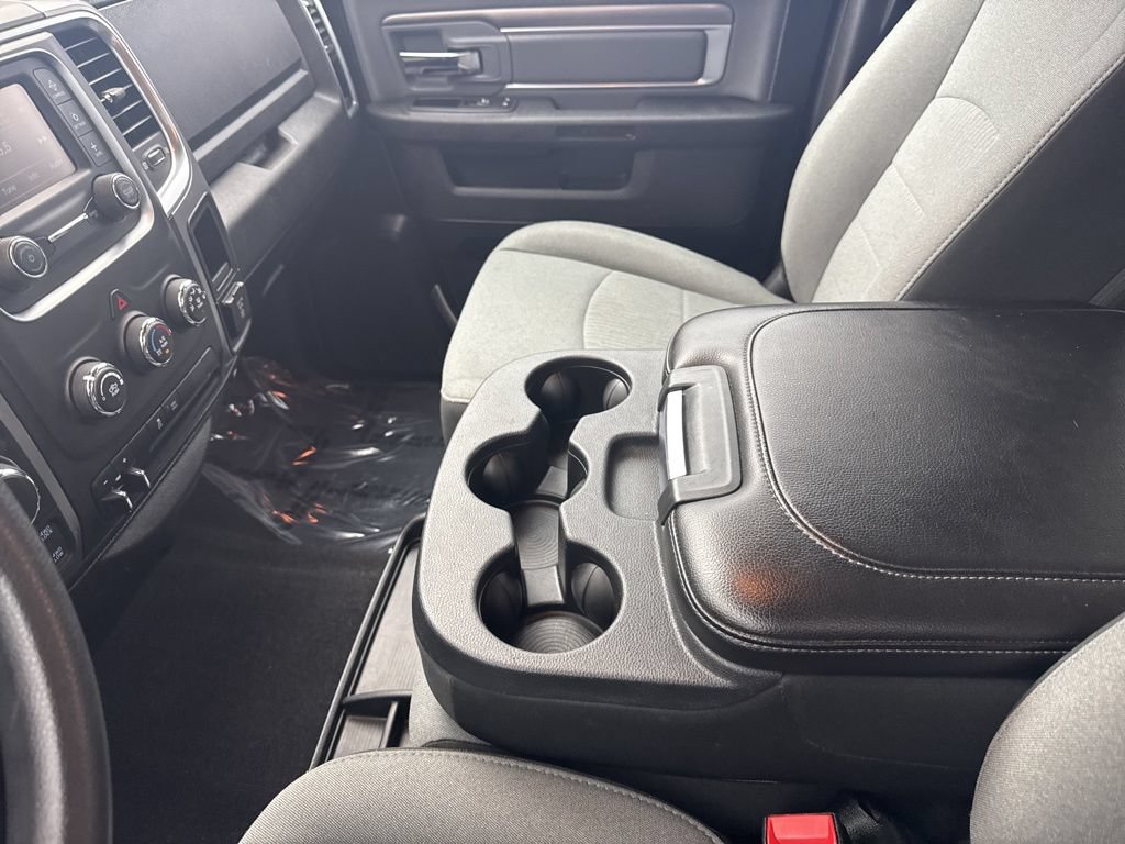 Used 2023 RAM 1500 Classic SLT AWD/4WD image 24