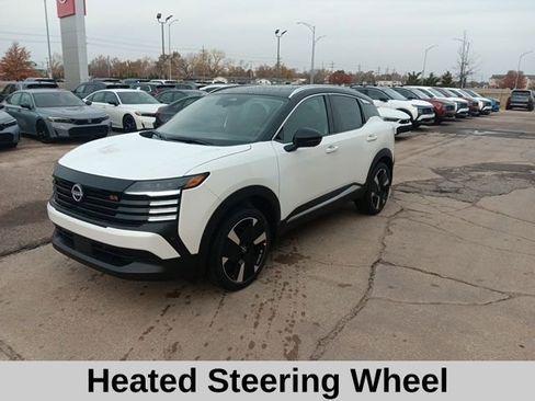 New 2026 Nissan Kicks SR w/ SR Premium Package image 9