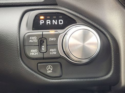 New 2026 RAM 1500 Laramie w/ Night Edition AWD/4WD image 17