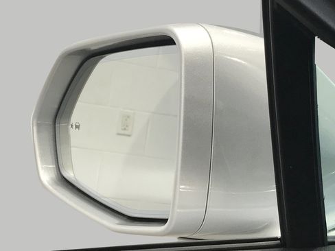 Used 2020 Cadillac XT4 Premium Luxury image 20