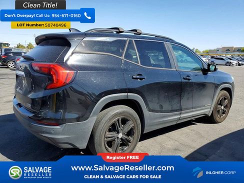 Used 2018 GMC Terrain SLE w/ Driver Convenience Package FWD image 4
