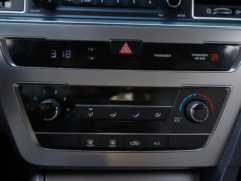 Used 2015 Hyundai Sonata SE image 28