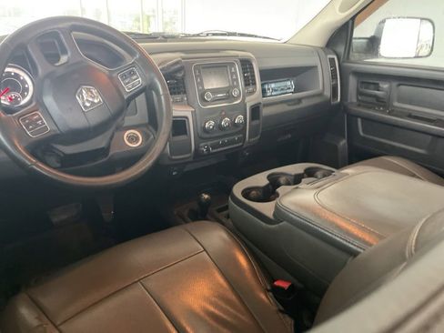 Used 2015 RAM 2500 Tradesman w/ Chrome Appearance Group AWD/4WD image 14
