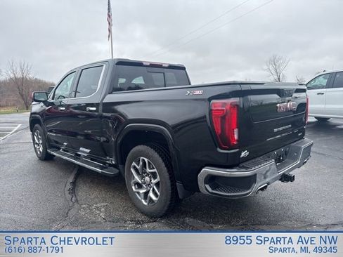 Used 2023 GMC Sierra 1500 SLT w/ SLT Premium Package image 5