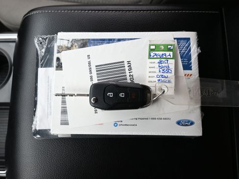 Used 2017 Ford F350 XLT w/ XLT Premium Package image 19