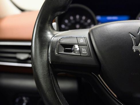 Used 2017 Maserati Levante S image 17