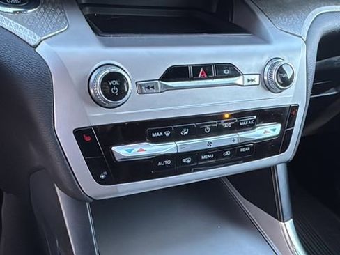 Used 2022 Ford Explorer Timberline image 31