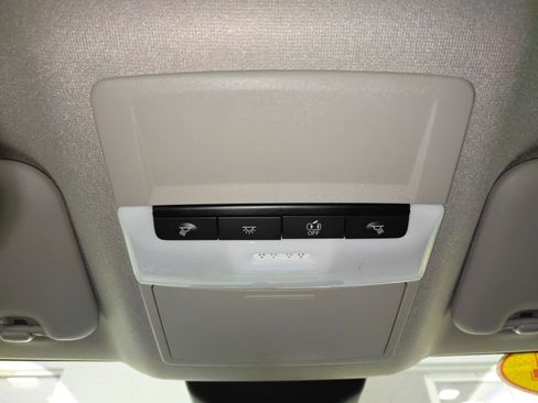 Used 2024 Nissan Sentra S image 50