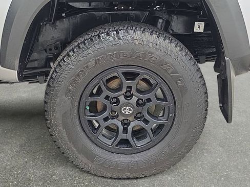 Certified 2021 Toyota Tacoma SR w/ SX Package image 29